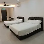 Q Permaisuri Homestay
